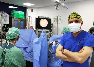 Op. Dr. Abidin Yıldırım profilinde yer alan galeri fotoğrafı.