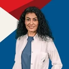 Dr. Öğr. Üyesi Funda Aköz Saydam — Plastik Rekonstrüktif Ve Estetik Cerrahi, Bağcılar, İstanbul. Portre fotoğrafı.
