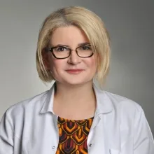 Uzm. Dr. Gülçin Avcı — Eskişehir. Portre fotoğrafı.
