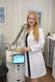 Op. Dr. Burcu Çetinkaya profilinde yer alan galeri fotoğrafı.