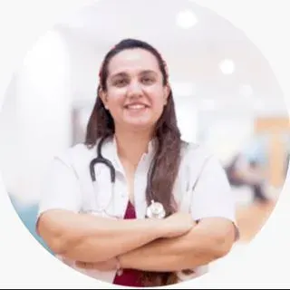 Op. Dr. Aslım Çınar — Kadın Hastalıkları Ve Doğum, Fethiye, Muğla. Portre fotoğrafı.