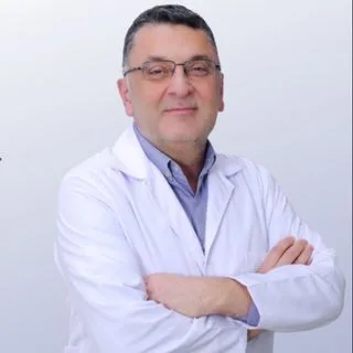 Mehmed Kursad Pekdemir — Üroloji, Üsküdar, İstanbul. Portre fotoğrafı.