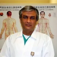 Uzm. Dr. Dündar Kaçar — Akupunktur, Muratpaşa, Antalya. Portre fotoğrafı.