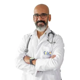 Uzm. Dr. Rıfat Can Öztürk — Çocuk Sağlığı Ve Hastalıkları, Düzce. Portre fotoğrafı.