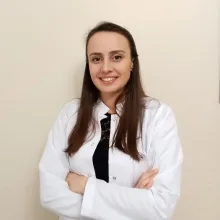 Dyt. Tuğba Akduğan Bakkal — Diyetisyen, Tekirdağ. Portre fotoğrafı.