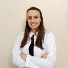 Dyt. Tuğba Akduğan Bakkal — Diyetisyen, Tekirdağ. Portre fotoğrafı.