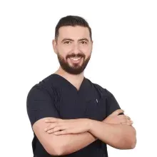 Dt. Mehmet Adıyaman — Diş Hekimi, Gaziantep. Portre fotoğrafı.
