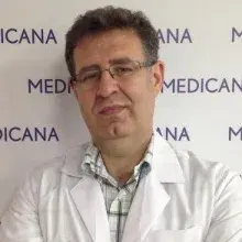 Prof. Dr. Ertan Bülbüloğlu — Genel Cerrahi, Bahçelievler, İstanbul. Portre fotoğrafı.