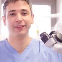 Prof. Dr. Ahmet Atila Ertan — Protetik Diş Tedavisi, Ankara. Portre fotoğrafı.