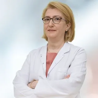 Prof. Dr. Özlem Baysal — Fiziksel Tıp Ve Rehabilitasyon, Pendik, İstanbul. Portre fotoğrafı.