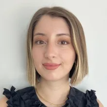 Psk. Dan. Hatice Farsakoğlu Tuncer — Psikolojik Danışma ve Rehberlik, Adana. Portre fotoğrafı.