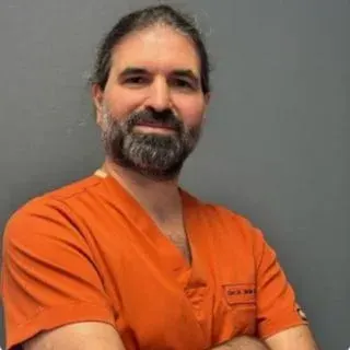 Op. Dr. Oktay Çiğdemal profilinde yer alan galeri fotoğrafı.