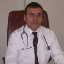 Uzm. Dr. Mustafa Faysal Baysal — Göğüs Hastalıkları, Çukurova, Adana. Portre fotoğrafı.
