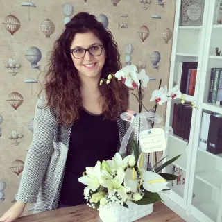 Dr. Dt. Elif İpek Yılmaz profilinde yer alan galeri fotoğrafı.