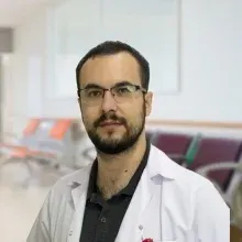 Uzm. Dr. Çağdaş Balcı — Nöroloji, Küçükçekmece, İstanbul. Portre fotoğrafı.