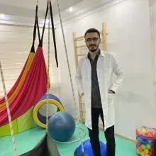 Erg. Emre Savaş — Ergoterapi, İstanbul. Portre fotoğrafı.