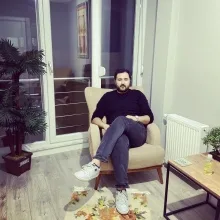 Psk. Mustafa Karasakal — Psikoloji, İstanbul. Portre fotoğrafı.