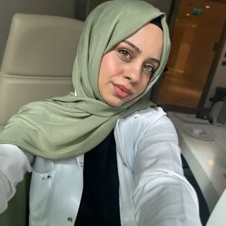 Fzt. Fatma Betül Taş — Fizyoterapi Ve Rehabilitasyon, Şişli, İstanbul. Portre fotoğrafı.
