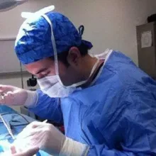 Op. Dr. Volkan Serdar Otrakçı — Plastik Rekonstrüktif Ve Estetik Cerrahi, İstanbul. Portre fotoğrafı.