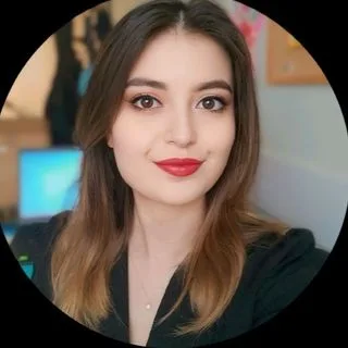 Ayşen Yalın — Çocuk Gelişimi, İstanbul. Portre fotoğrafı.