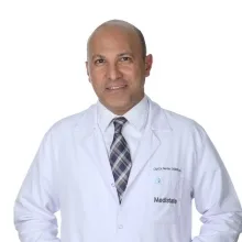Op. Dr. Serdar Demiral — Genel Cerrahi, Beykoz, İstanbul. Portre fotoğrafı.