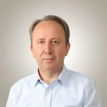 Uzm. Dr. Ali Şimşek — Kardiyoloji, Çorum. Portre fotoğrafı.
