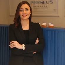 Kl. Psk. Büke Çetin Yılmaz — Psikolojik Danışma ve Rehberlik, İstanbul. Portre fotoğrafı.