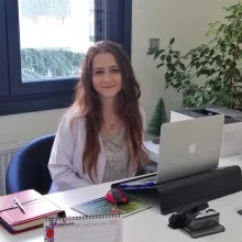 Uzm. Dyt. Berfu Nilüfer Fındık Atalay — Diyetisyen, İstanbul. Portre fotoğrafı.