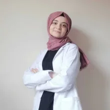 Büşra Aksoy — Çocuk Gelişimi, İstanbul. Portre fotoğrafı.