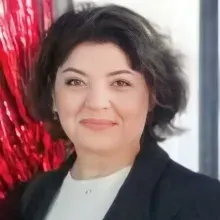 Psk. Dan. Nilüfer Dinçer — Psikolojik Danışma ve Rehberlik, Antalya. Portre fotoğrafı.