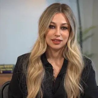 Psk. Esra Bülbül — Samsun. Portre fotoğrafı.