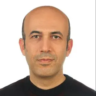 Dr. Yücel Katı — Ankara. Portre fotoğrafı.