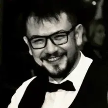 Op. Dr. Hakan Parlar — Kalp Ve Damar Cerrahisi, Derince, Kocaeli. Portre fotoğrafı.