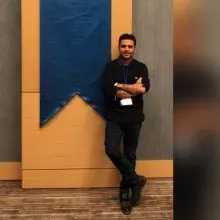 Prof. Dr. Serhat Nasıroğlu — Çocuk ve Ergen Psikiyatrisi, Antalya. Portre fotoğrafı.