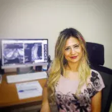 Uzm. Dr. Tuğba Cezlan — Radyoloji, Maltepe, İstanbul. Portre fotoğrafı.