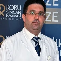 Uzm. Dr. Adnan Eroğlu — Çocuk Sağlığı Ve Hastalıkları, Ankara. Portre fotoğrafı.