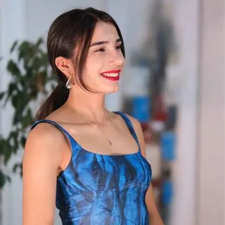 Dyt. Merve Kuşcu — Diyetisyen, Ankara. Portre fotoğrafı.