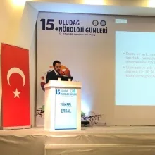 Doç. Dr. Yüksel Erdal — Nöroloji, Fatih, İstanbul. Portre fotoğrafı.