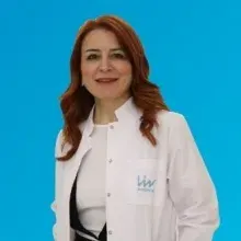 Doç. Dr. Hülya Şirzai — Fiziksel Tıp Ve Rehabilitasyon, İstanbul. Portre fotoğrafı.