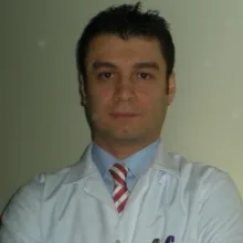 Op. Dr. Mustafa Minoğlu — Beyin Ve Sinir Cerrahisi. Portre fotoğrafı.