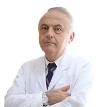 Uzm. Dr. Tuncay Beyhan — İç Hastalıkları, Sultangazi, İstanbul. Portre fotoğrafı.