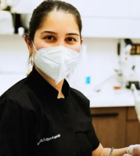 Uzm. Dt. Tuğçe Kaşıkcıoğlu profilinde yer alan galeri fotoğrafı.