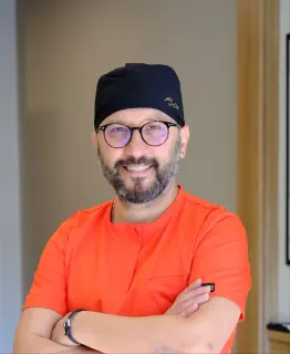 Op. Dr. Hakan Bayri profilinde yer alan galeri fotoğrafı.
