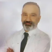 Uzm. Dr. Rıza Yılmaz — Çocuk Sağlığı Ve Hastalıkları, Adana. Portre fotoğrafı.