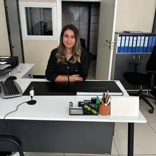 Psk. Gül Nida Özçelik — Psikoloji, Niğde. Portre fotoğrafı.