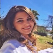 Dyt. Hande Sevim — Diyetisyen, Antalya. Portre fotoğrafı.