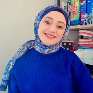 Dkt. Fatma Balaban — Dil ve Konuşma Terapisi, Antalya. Portre fotoğrafı.