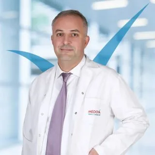 Uzm. Dr. Sinan Bağçacı — Fiziksel Tıp Ve Rehabilitasyon, Selçuklu, Konya. Portre fotoğrafı.