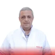 Uzm. Dr. Altay Taşyürek — İç Hastalıkları. Portre fotoğrafı.