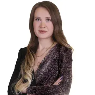 Psk. Cansu Kaplan — İzmir. Portre fotoğrafı.